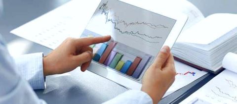 انواع تحلیل‌ ها در بازارهای مالی کدامند؟